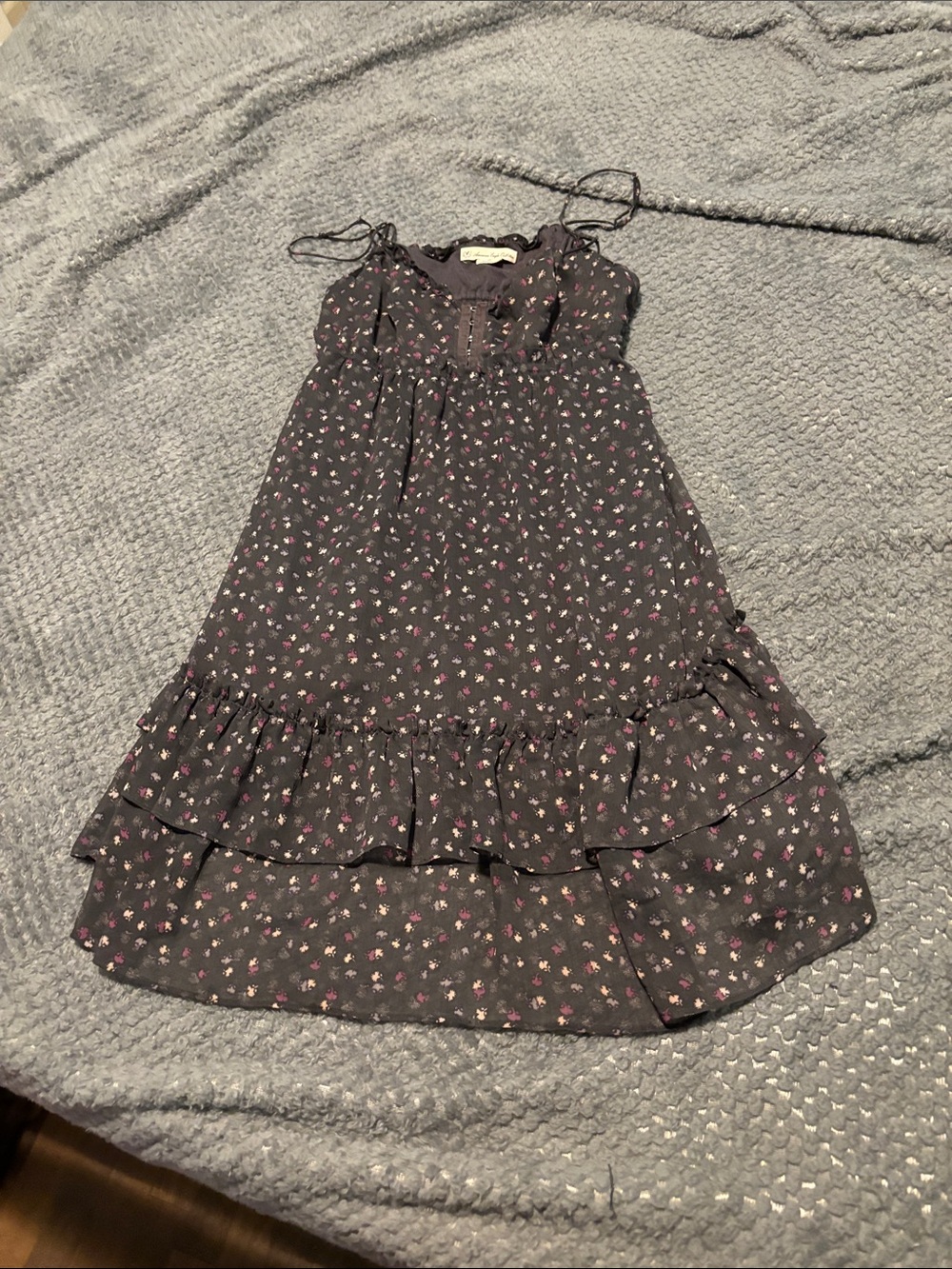 Womens size 10 American Eagle  Ruffle Sundress - Dark Gray with Pink Floral